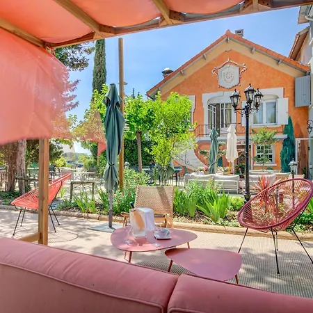 Logis Le Blason De Provence Hotel Monteux